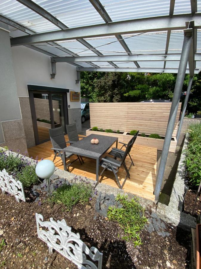 Alblounge Vip Appartement Neuffen Экстерьер фото